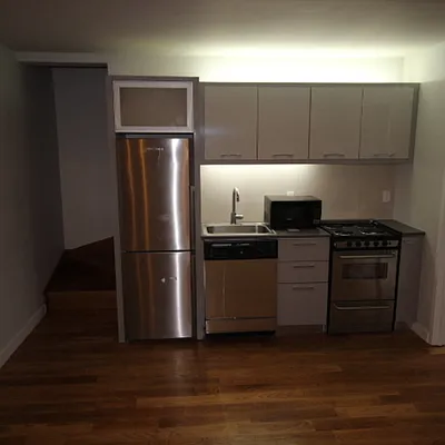 Rented by Nooklyn NYC LLC | media 25