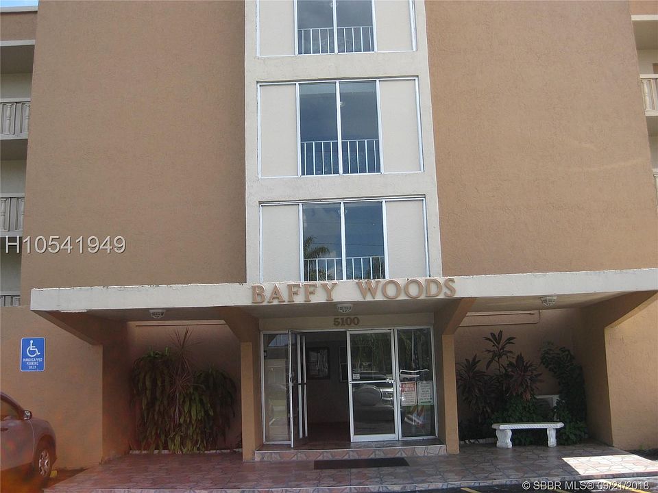 1st image of 5100 SW 90th Ave APT 212