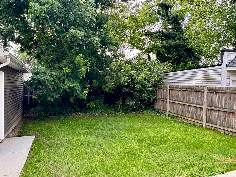 2121 Eldred Ave #UP — Photo 26