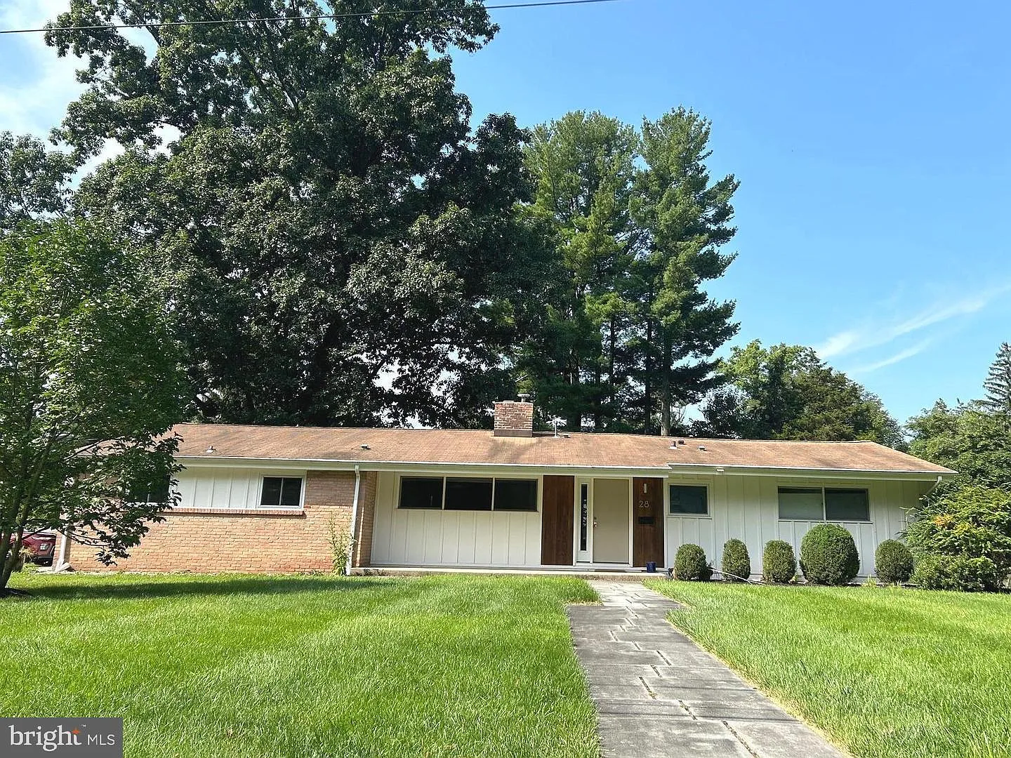 28 Pardoe Rd photo 1