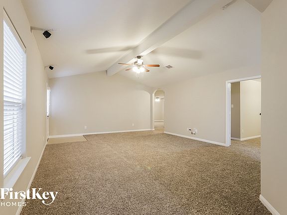 3rd image of 22723 Klingamans Way
