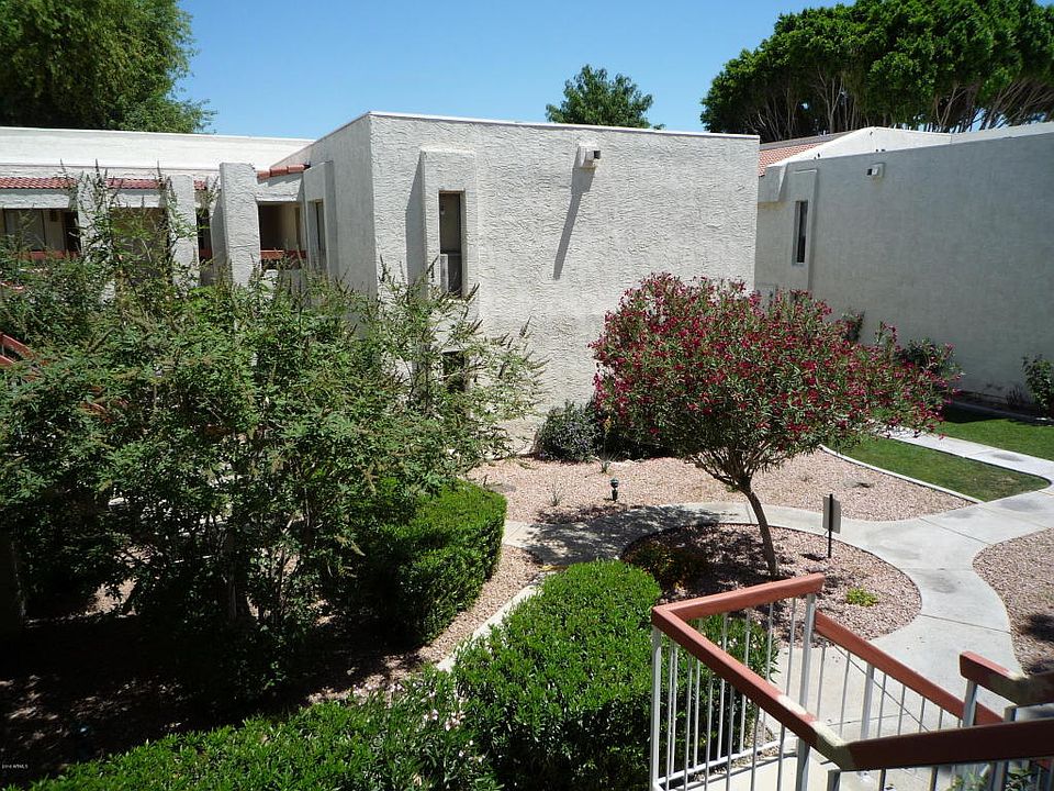 1st image of 3119 W Cochise Dr Unit 216