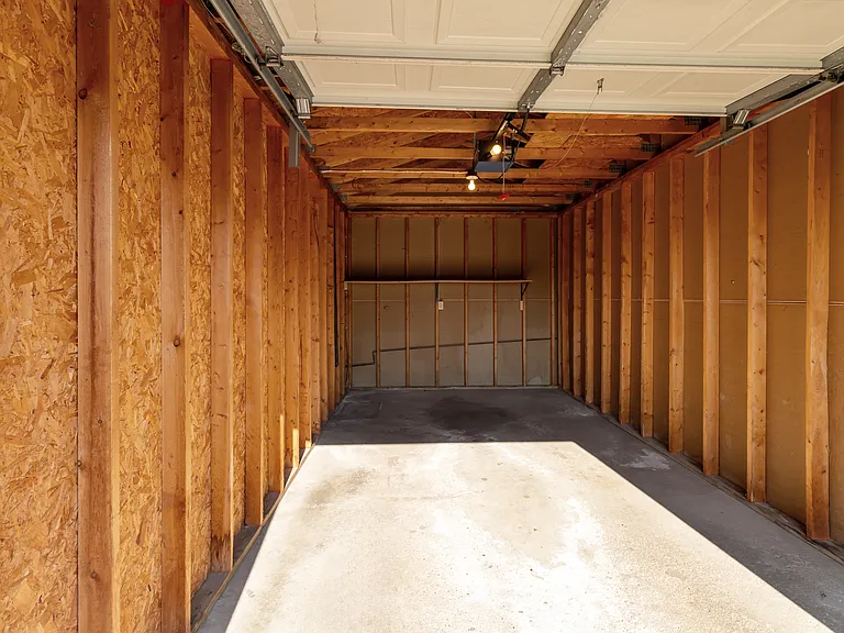 550 Braund St #3 — Photo 14