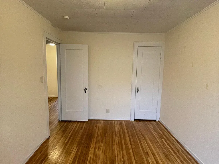 1170 Kenmore Ave #4 — Photo 29