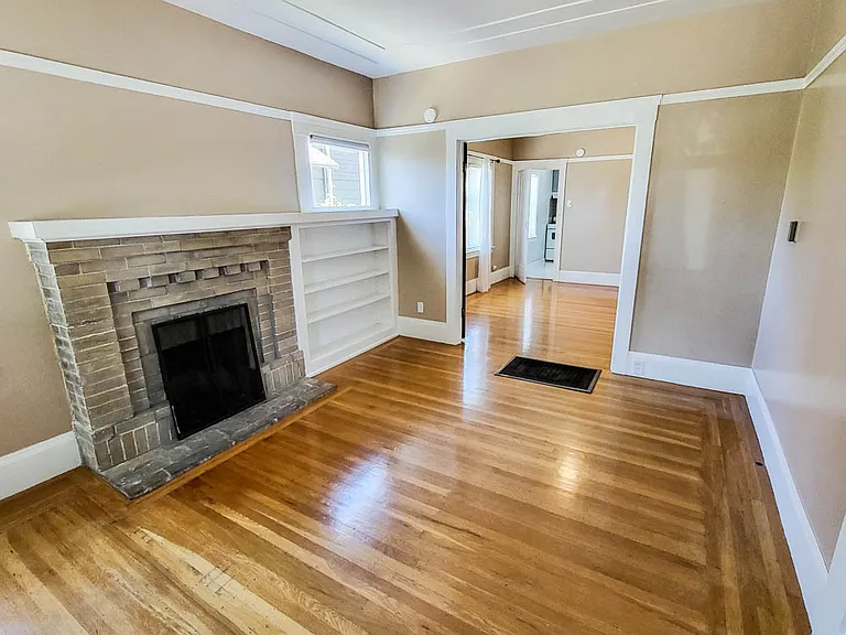 2641 Webster St #3 — Photo 3