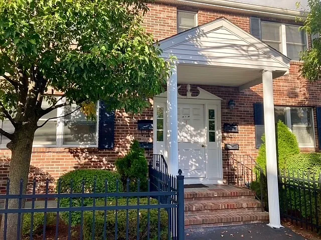 12 Cutter St #1