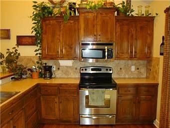 2nd image of 12490 NW Lauren Cir