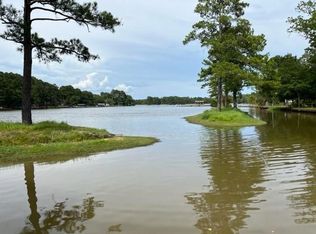 1981 Northshore Dr, Conroe, TX 77304