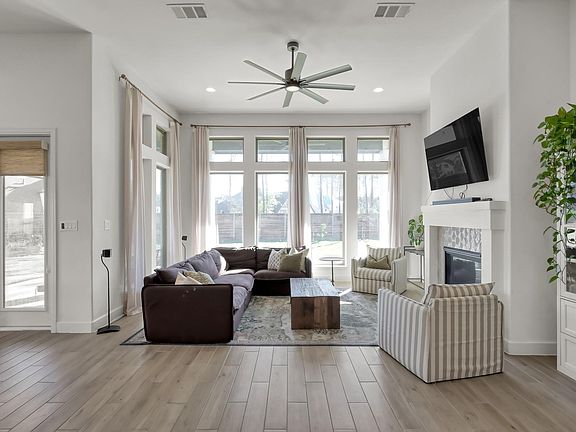 5th image of 17801 Parnassum Path