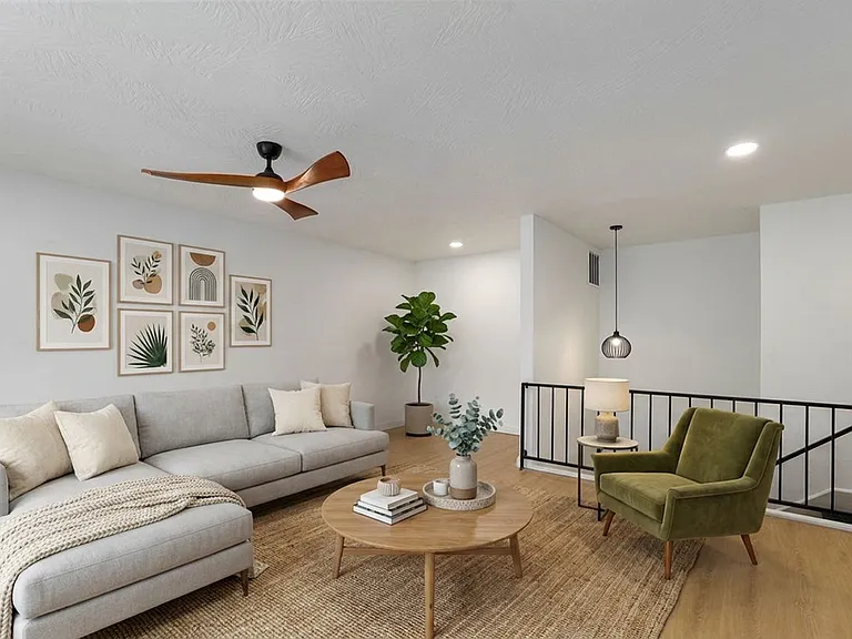 2025 E Battlefield Rd — Photo 24
