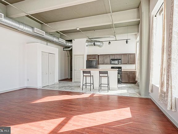 4th image of 511 N Broad 19 St #205
