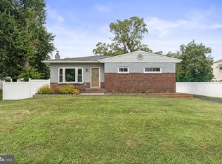 1918 Osbourne Ave, Willow Grove, PA 19090