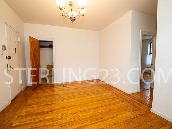 4th image of 23-46 29th St #2B
