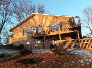 819 19th St NE, Rochester, MN 55906