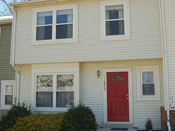 11807 Summer Oak Dr, Germantown, MD 20874