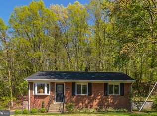 15903 Carroll Ave, Woodbridge, VA 22191