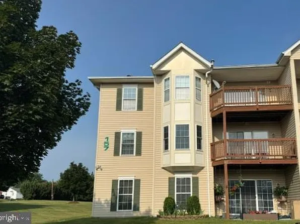 157 Brookland Ter APT 6, Winchester, VA 22602