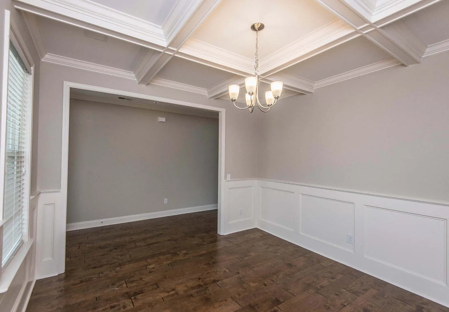 3 bed, 2.5 bath, 2464 sqft, $2,950 — Photo 4