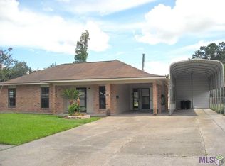 1113 E Dawn St, Gonzales, LA 70737