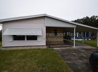 1762 Fox Hill Dr, Lakeland, FL 33810