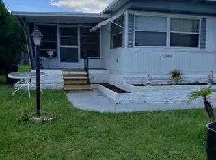 5646 Sunshine Park Dr, New Port Richey, FL 34652