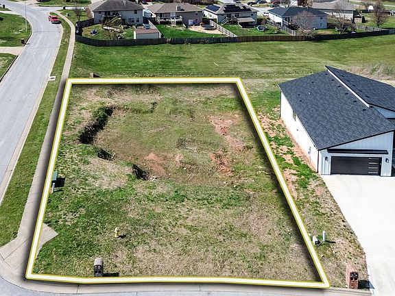 2nd image of 4473 N Toby Avenue