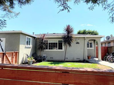 2140 Oakwood Dr, East Palo Alto, CA, 94303
