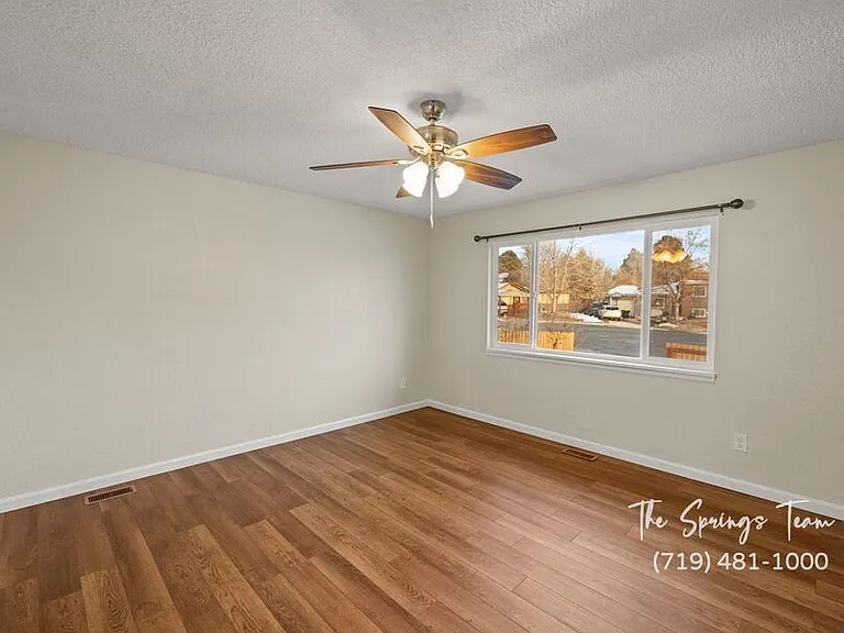 210 Kilmer Ct — Photo 10