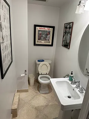 Rented by Urban Real Estate Property Group Inc | media 4