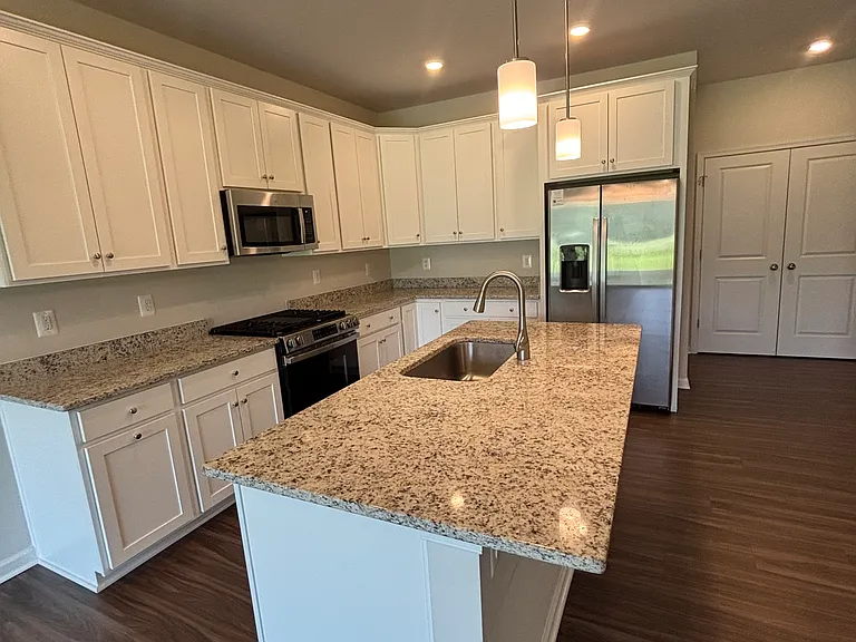 9074 Imagination Ave — Photo 2
