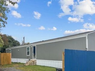 453 E Zipp Rd, New Braunfels, TX 78130
