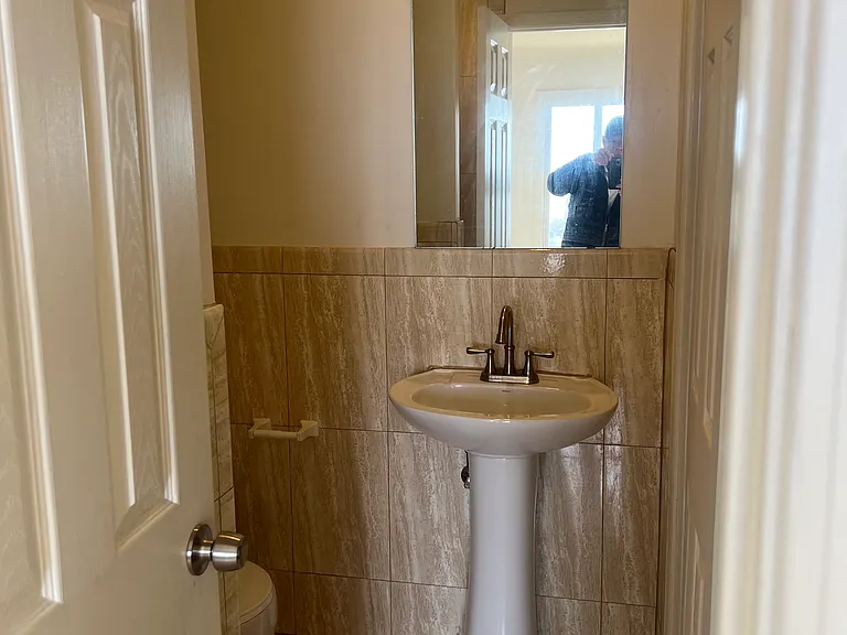 271 Ralston St — Photo 12
