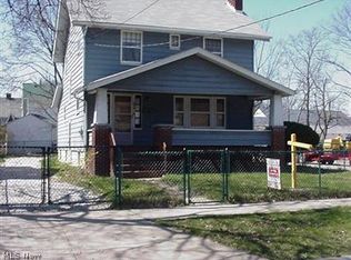 686 S Storer Ave, Akron, OH 44320