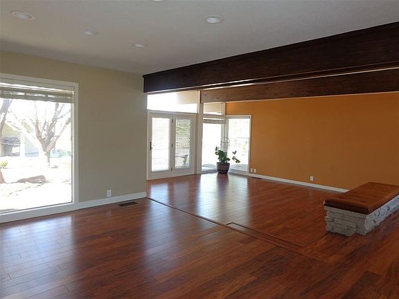 5th image of 3103 Tam Oshanter Dr