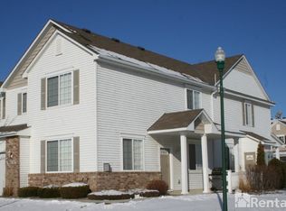 1732 Prescott Ct, Chaska, MN 55318