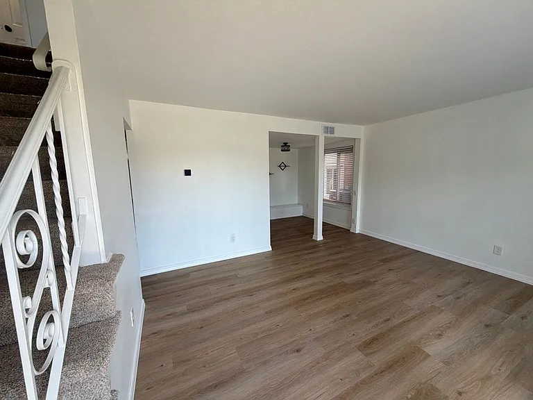 605 Cobble Creek Curv — Photo 5