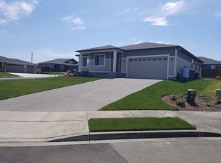 11 Lillian Ridge Ct, Sequim, WA 98382