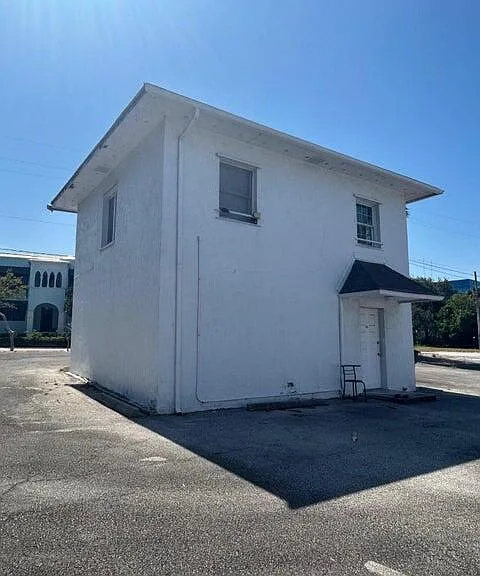 519 S Indian River Dr #2B — Photo 6
