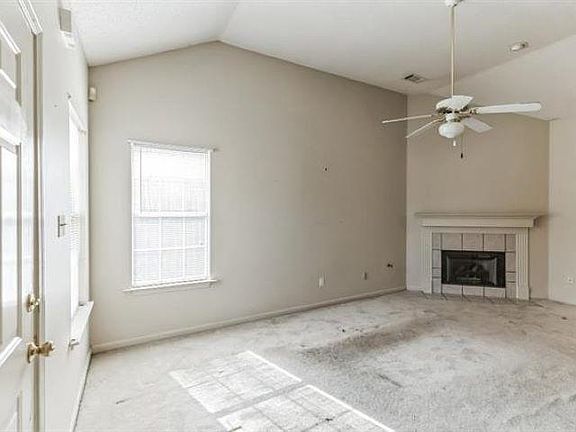 5th image of 1213 Brady Hollow Ln