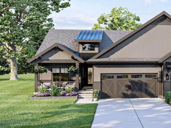 704 S Division St, Roberts, WI 54023