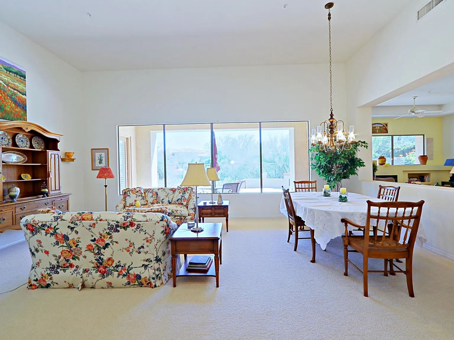 3 bed, 2.5 bath, 2329 sqft, $2,500 — Photo 3