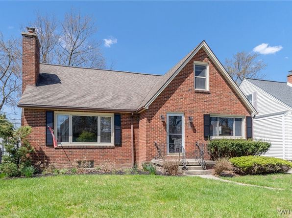 289 Berryman Dr, Amherst, NY 14226