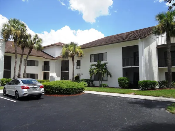 3500 Twin Lakes Ter APT 202, Fort Pierce, FL 34951