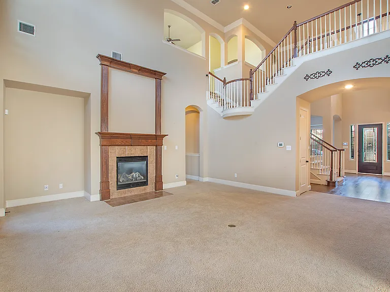 1838 Crowbridge Dr — Photo 8