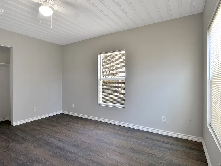 6205 Lovett Ave #L — Photo 24