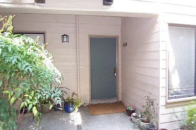 634 Via Casitas photo 1