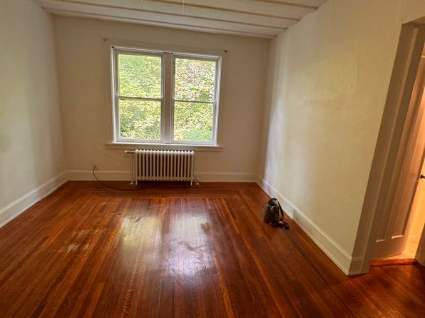 384 Probasco St APT 9