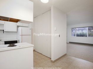 1948 SW Nebraska St, Portland, OR 97239