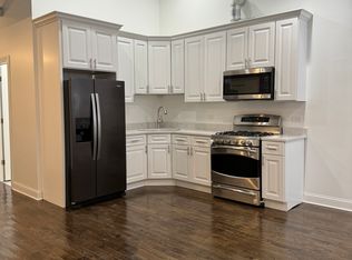 2715 W Lake St #1, Chicago, IL