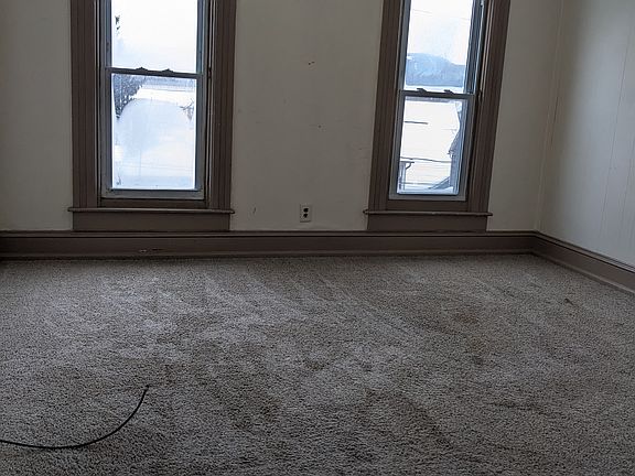 5th image of 121 Hill St #201